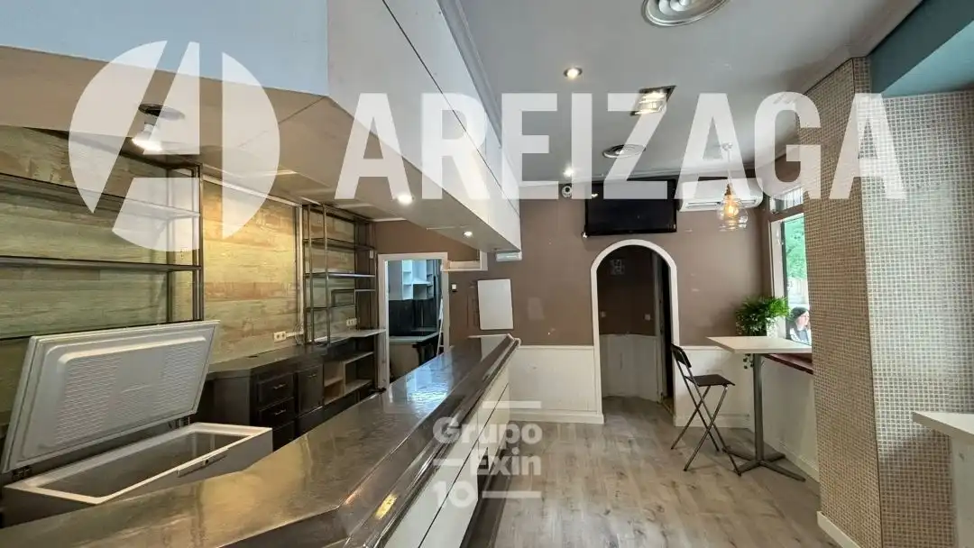 Local comercial en venda a Calle Marina 8, imagen 3
