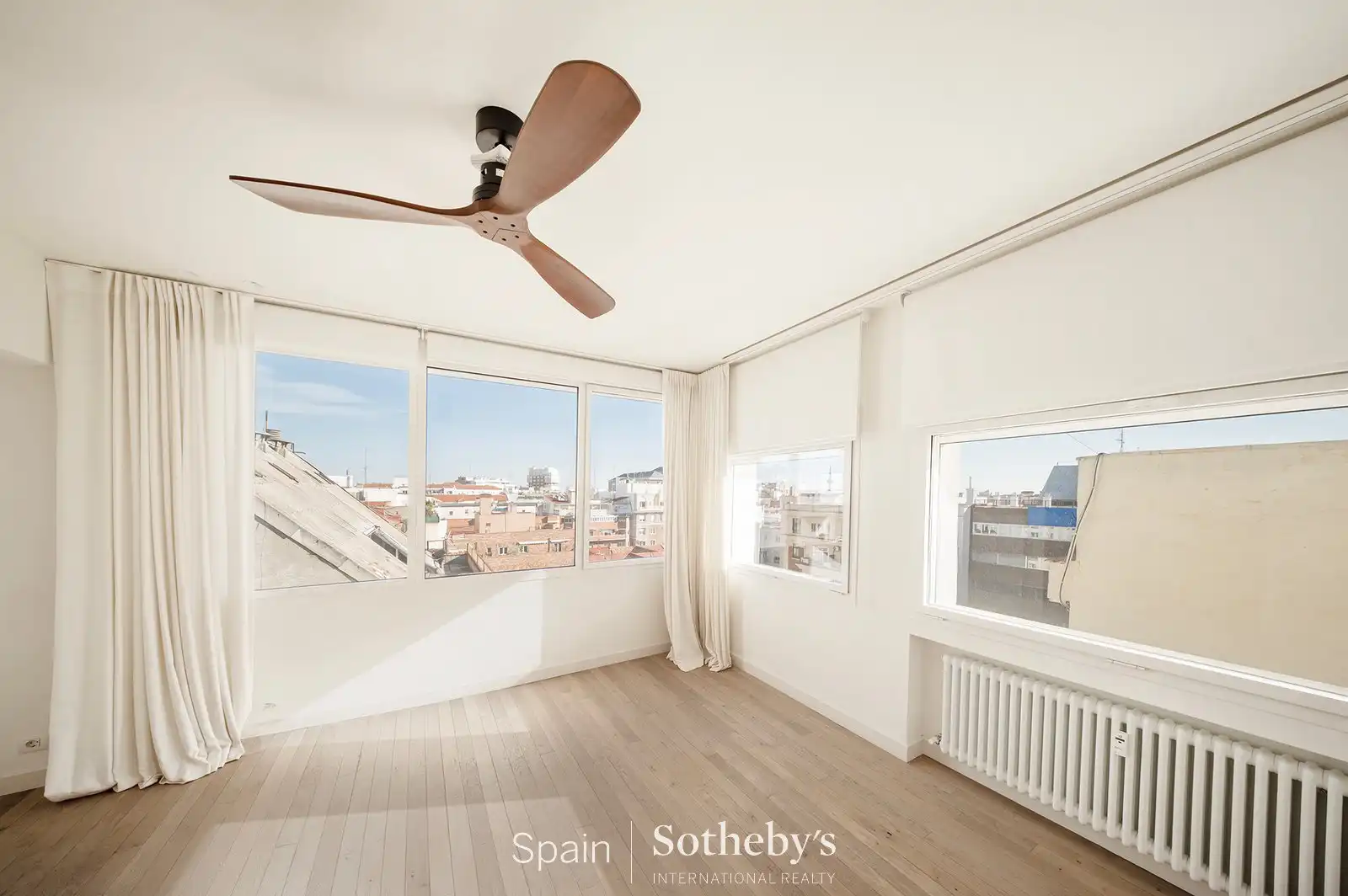 Penthouse with lift for sale in Calle del Príncipe de Vergara, imagen 19