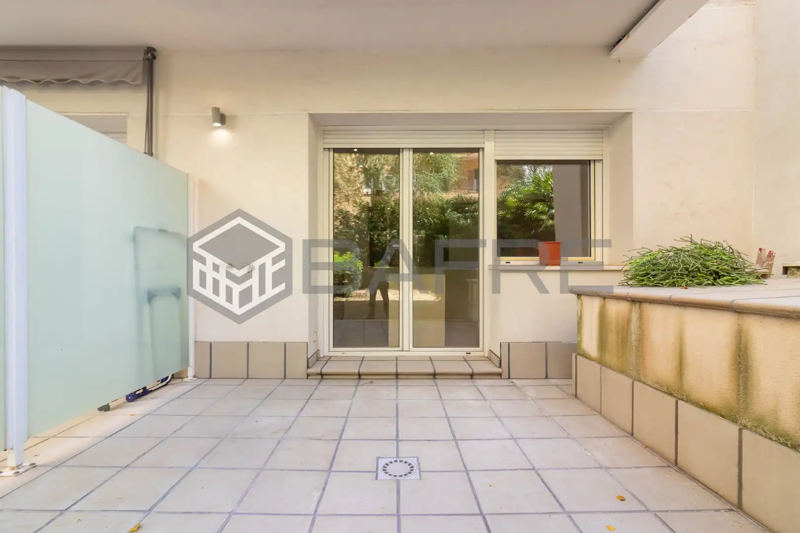 Terrasse von Wohnung zum Verkauf in Madrid mit Klimaanlage, Heizung und Privatgarten