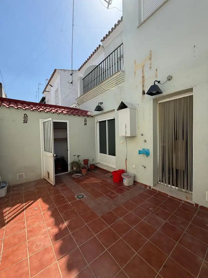 Vista exterior de Casa o chalet en venta en Utrera