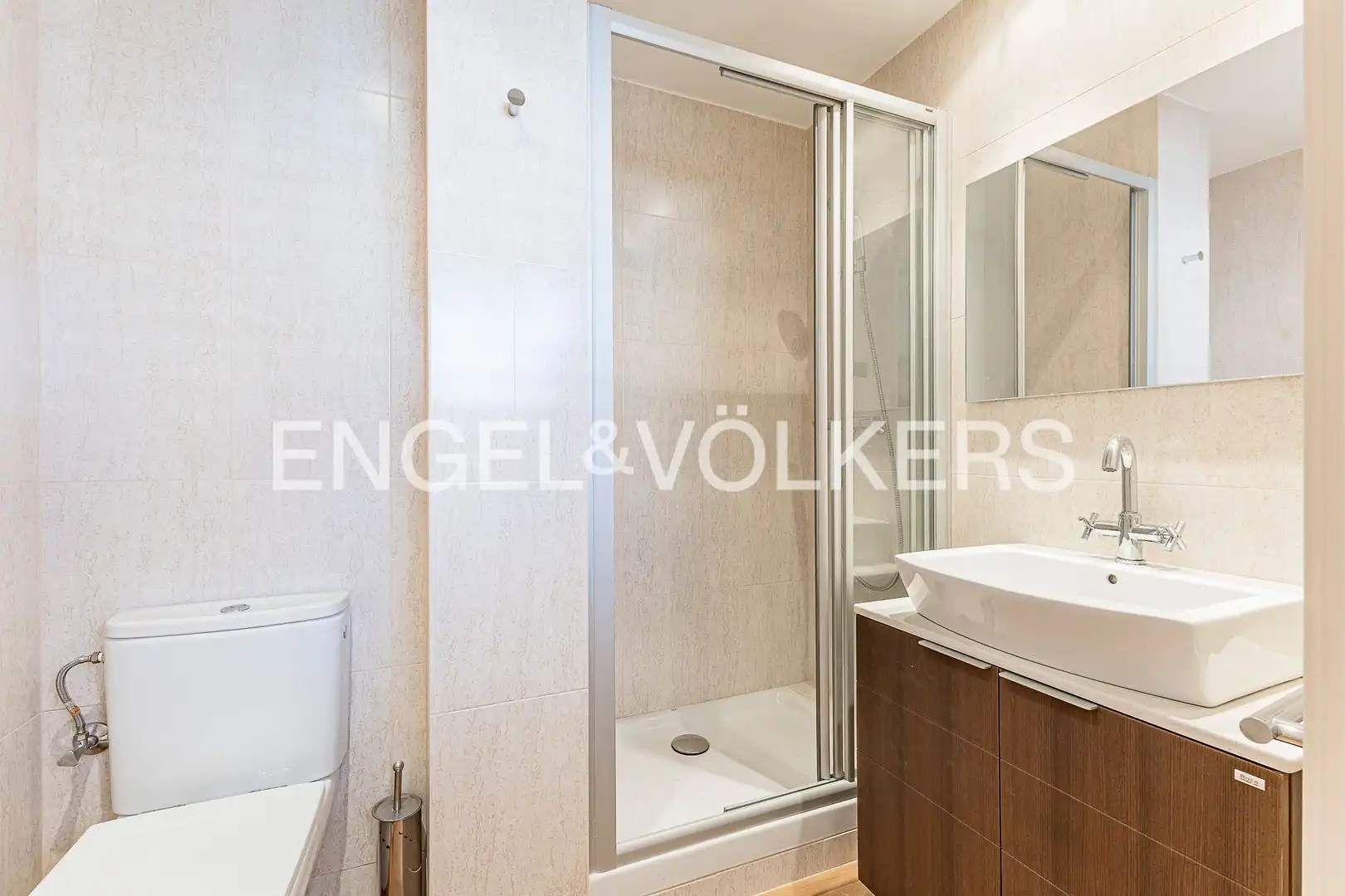 Baño de Ático en venta en Barcelona con Aire acondicionado, Calefacción y Parquet