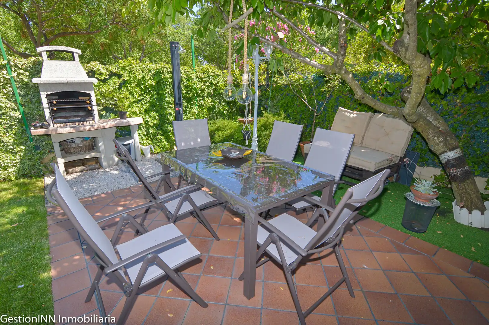 Terraza de Casa adosada en venta en Valdemorillo con Calefacción, Jardín privado y Parquet