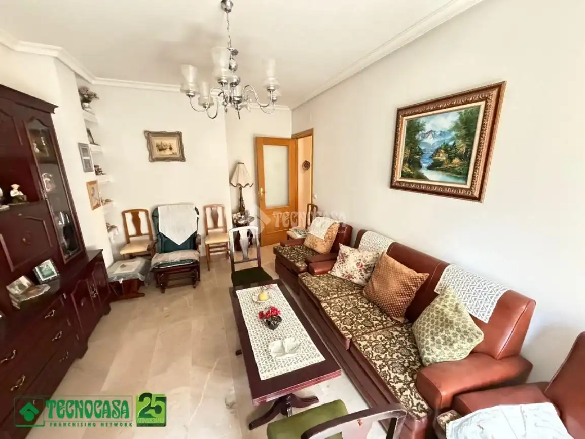 Sala de estar de Piso en venta en Ciudad Real con Calefacción y Trastero