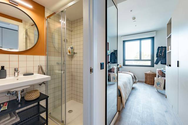 Edificio en Alquiler en N/A en Montecarmelo