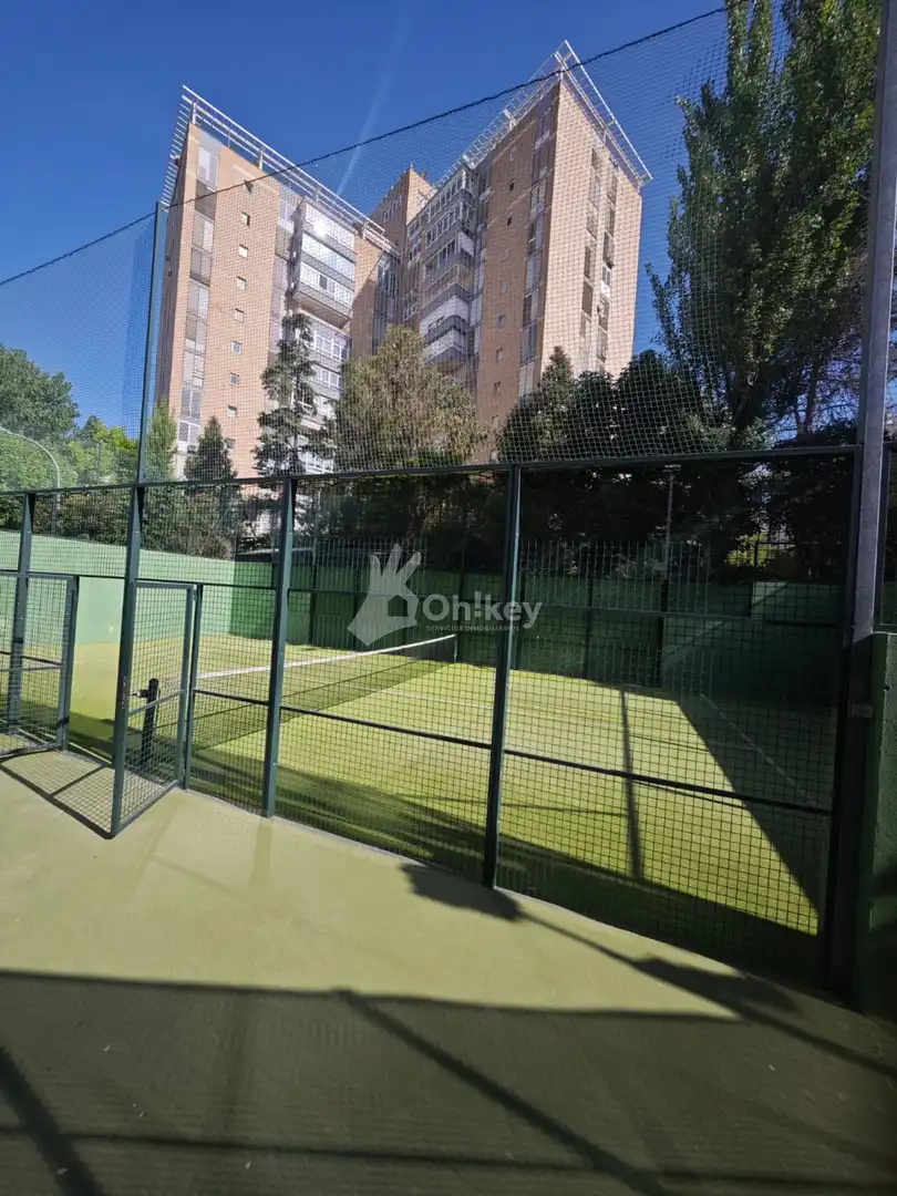 Jardín de Local en venta en Madrid con Aire acondicionado