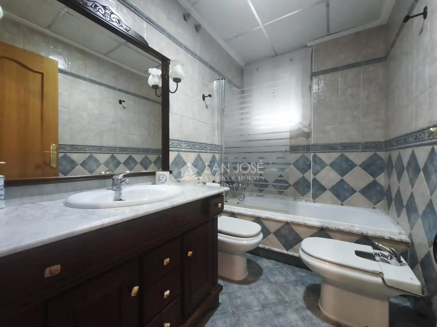 Bathroom of Houses for rent in Aspe  with Air Conditioner, Heating and Terrace