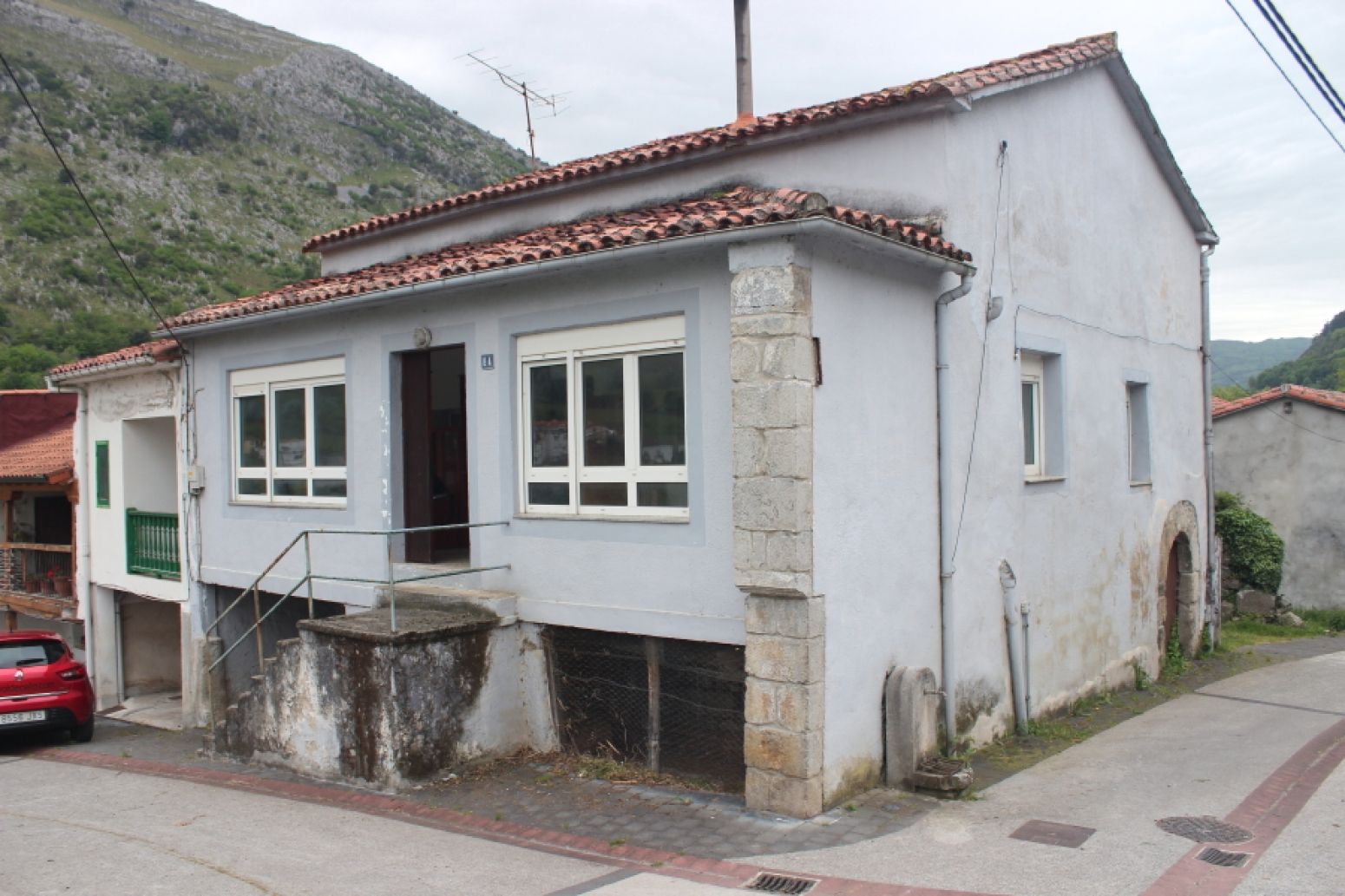 Exterior view of Single-family semi-detached for sale in Arredondo  with Storage room