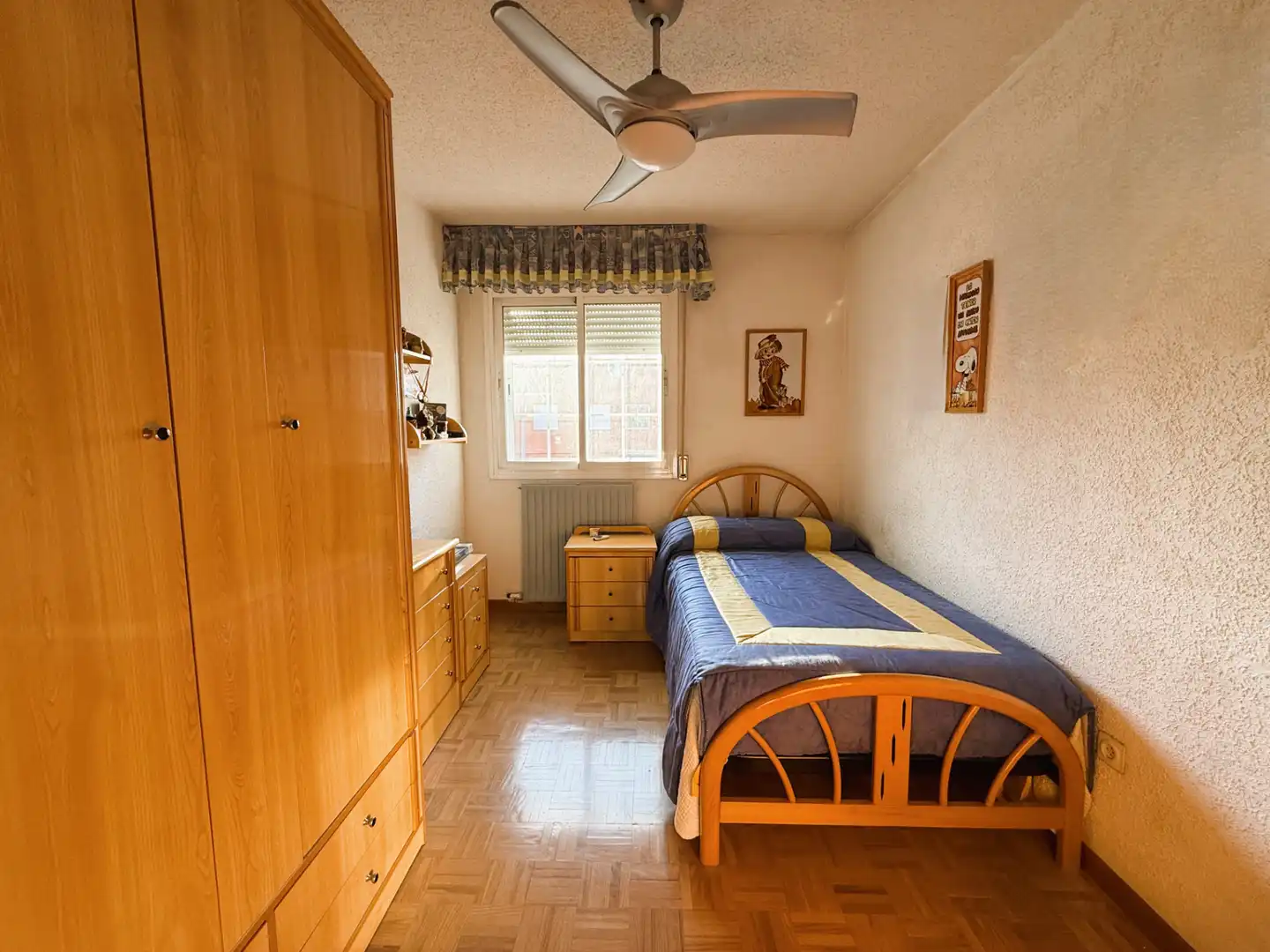 Dormitori de Casa adosada en venda en Coslada amb Calefacció, Jardí privat i Terrassa