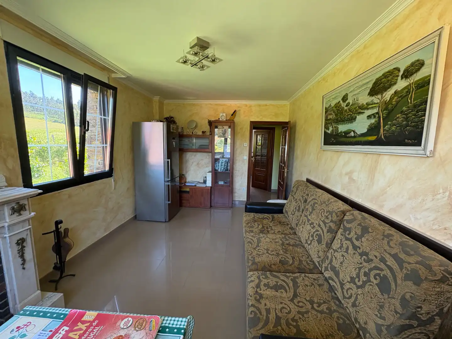 Sala de estar de Casa o chalet en venta en Cedeira con Calefacción, Jardín privado y Horno