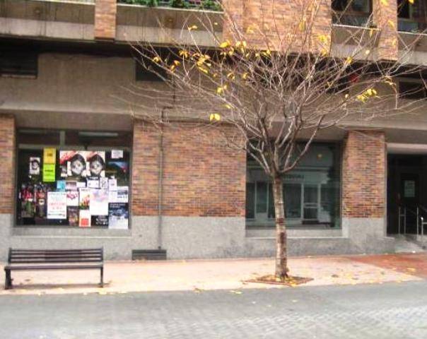 Local comercial en Alquiler en C/ Doctores Castroviejo en Gran Via