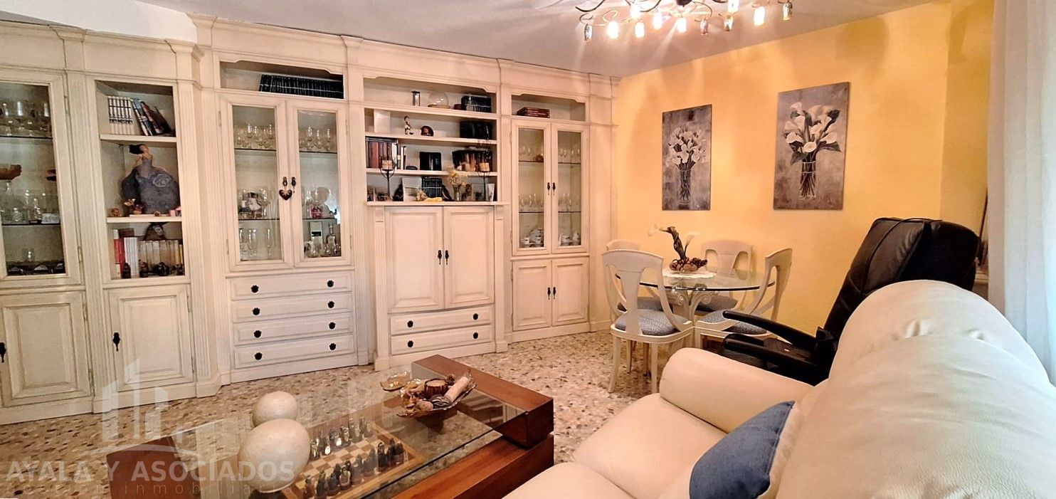 Sala d'estar de Dúplex en venda en Cartagena amb Aire condicionat, Calefacció i Jardí privat