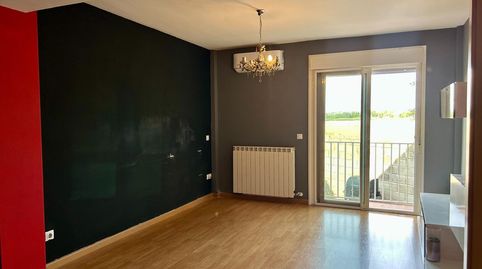 Foto 2 de Casa adosada en venta en Zuera, Zaragoza