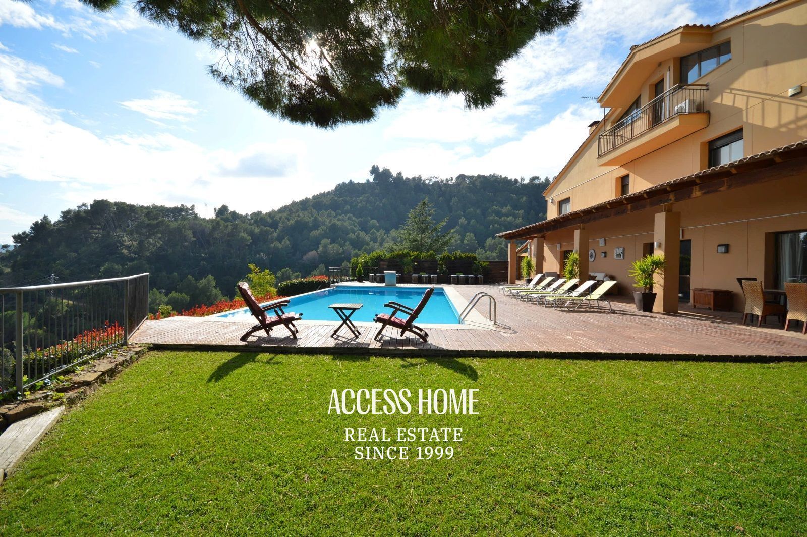 Exterior view of House or chalet for sale in Sant Feliu de Codines  with Air Conditioner, Heating and Terrace