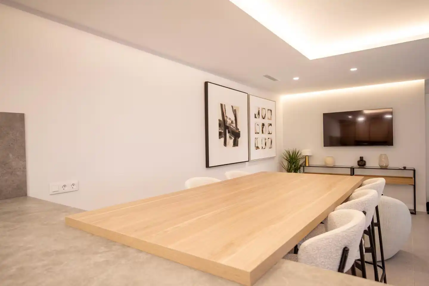 Dining room of Apartments for rent in Cerdanyola del Vallès  with Air Conditioner and Furnished