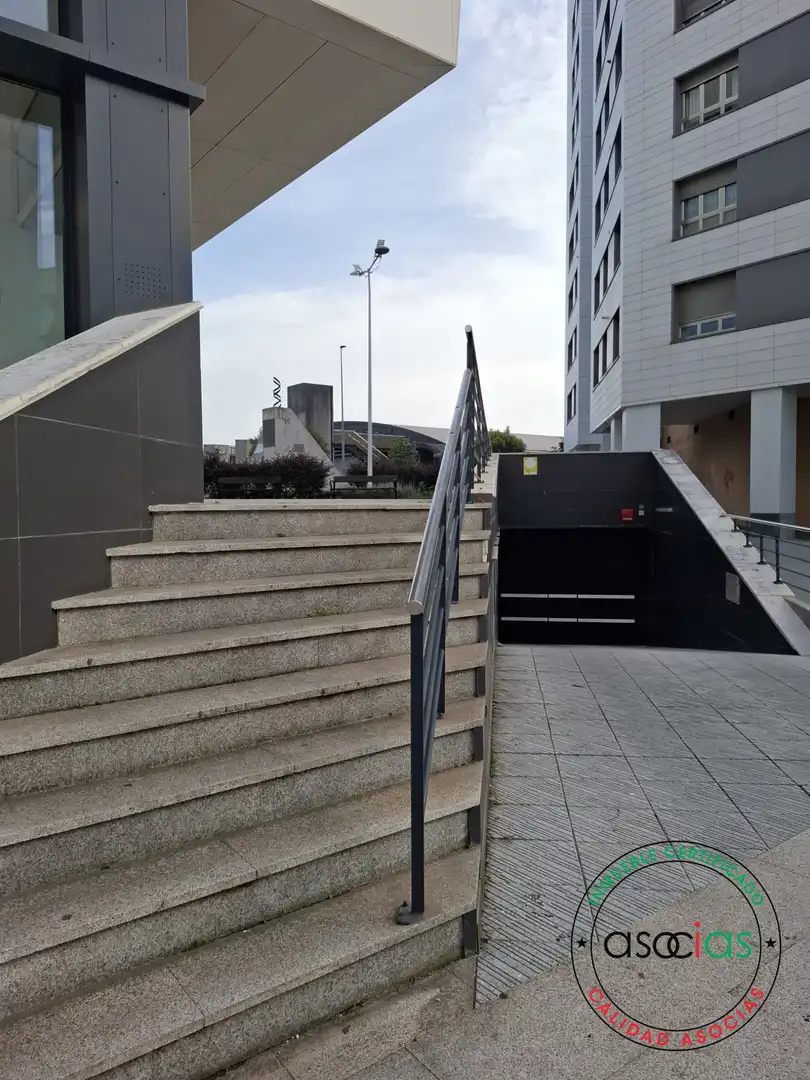 Parkplatz von Wohnung zum Verkauf in Gijón  mit Heizung, Terrasse und Abstellraum