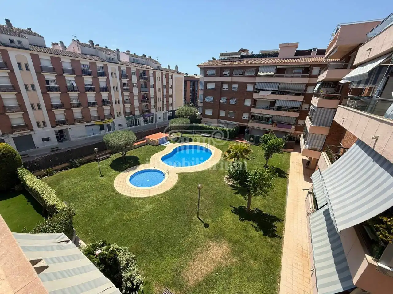 Außenansicht von Wohnung zum Verkauf in Lloret de Mar mit Heizung, Parkett und Terrasse