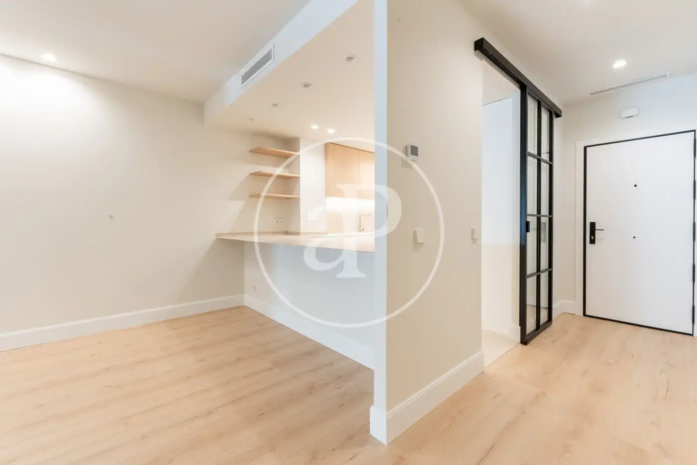 Wohnung zur Miete in Madrid mit Klimaanlage, Heizung und Privatgarten