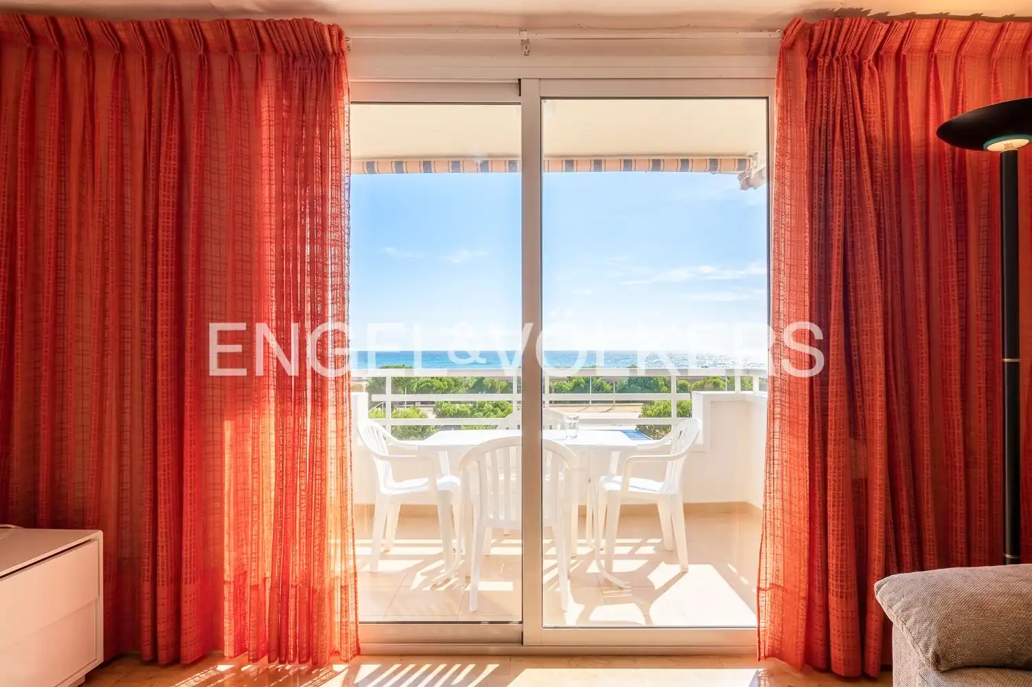 Terraza de Piso en venta en Sueca con Calefacción, Terraza y Piscina