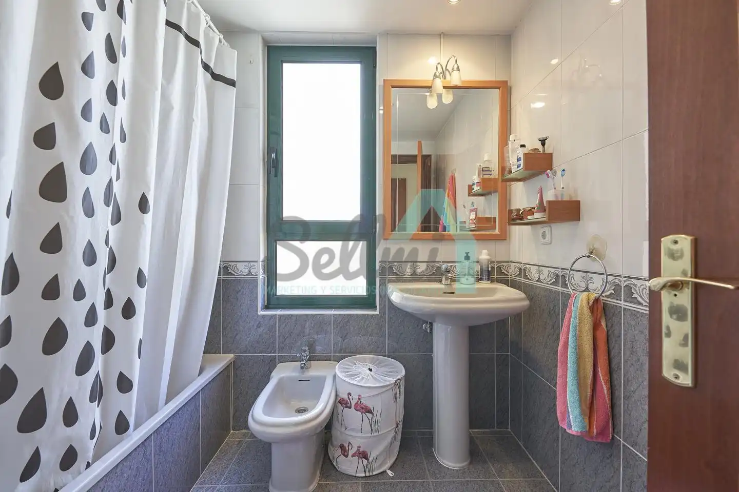 Flat for rent in Corín Tellado, Viesques