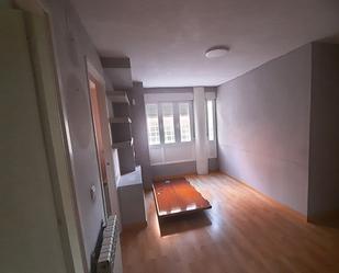 Flat for sale in Calle de Carlos Solé, Portazgo, Puente de Vallecas,  Madrid Capital