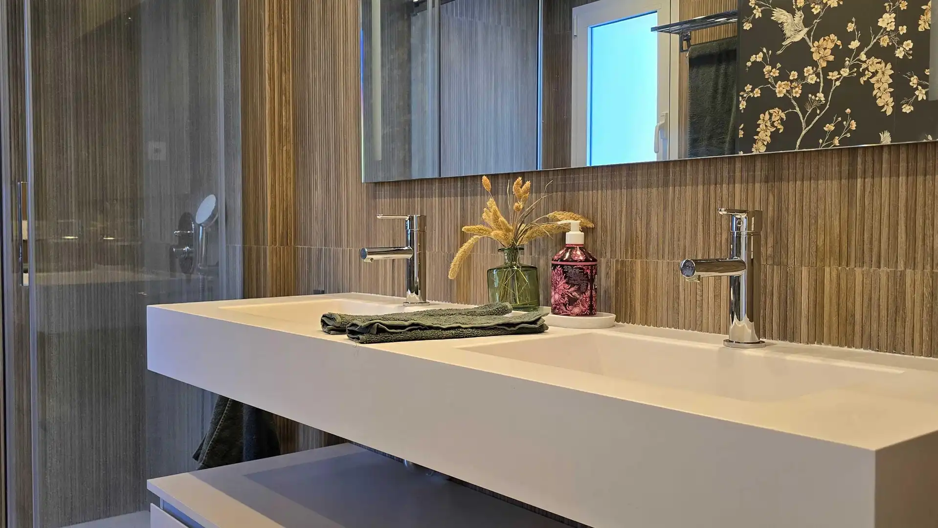Bathroom of Apartments for rent in Marbella  with Air Conditioner, Heating and Furnished