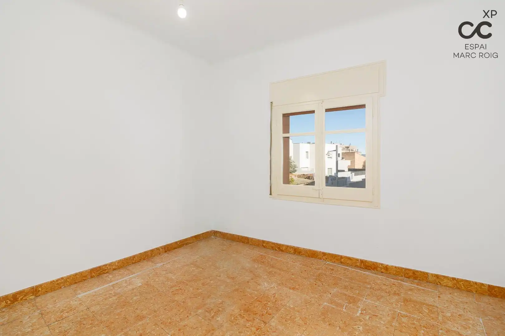 Habitación de Finca rústica en venta en Vilabertran con Jardín privado, Terraza y Trastero