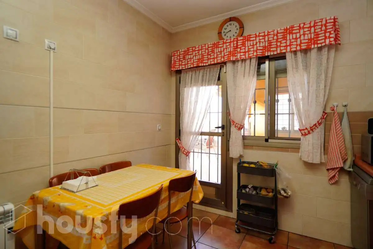 Dining room of Houses for sale in Bigastro  with Air Conditioner, Heating and Private garden