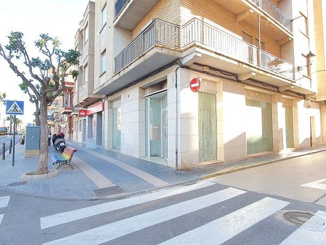 Local comercial en Venta en Avinguda Llevant, 32 en Beniparrell