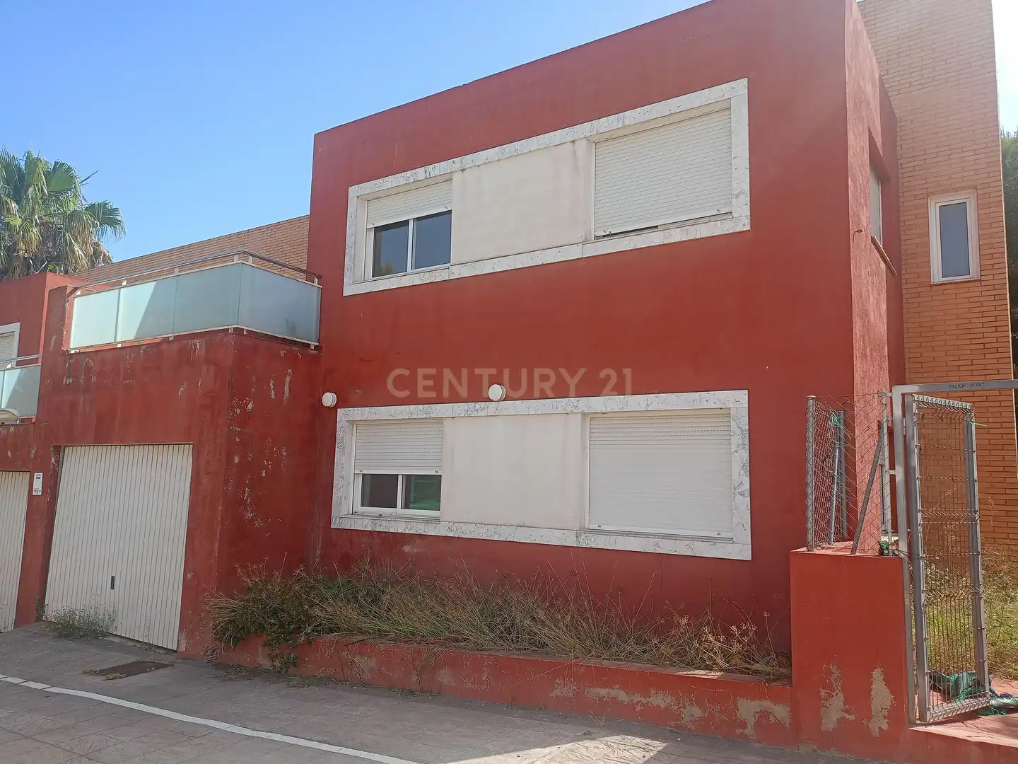 Exterior view of Houses for sale in Chiva  with Private garden, Storage room and Balcony