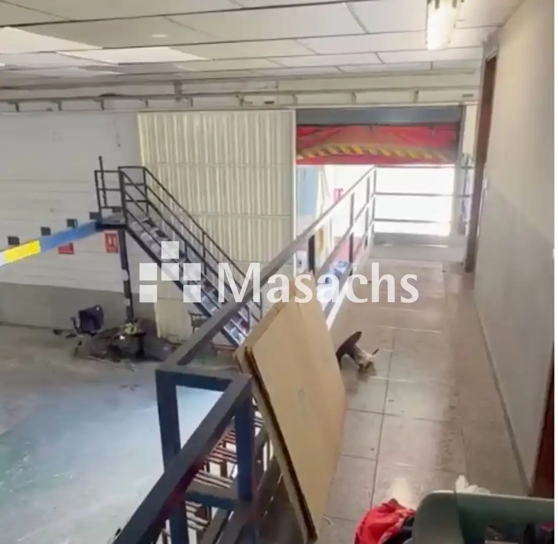 Nau industrial de lloguer en Masquefa