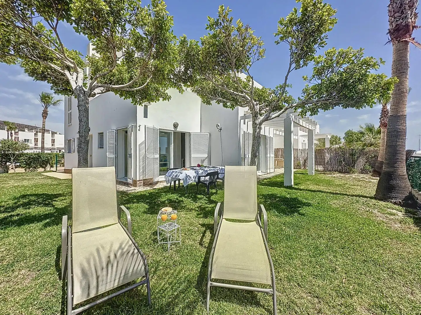 Casa bifamiliare con piscina in vendita a Paseo Del Mediterraneo, imagen 6