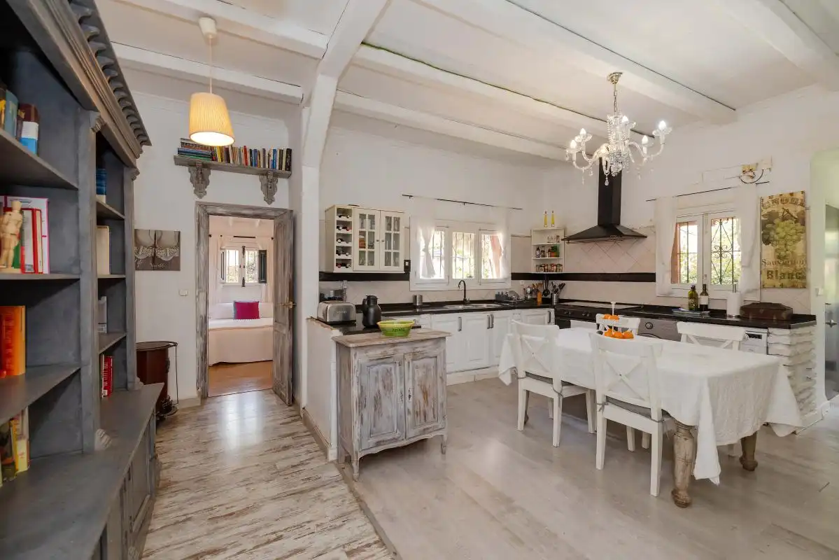 Cocina de Casa o chalet en venta en Torremolinos con Aire acondicionado, Calefacción y Jardín privado