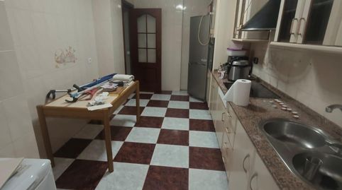 Foto 5 de Piso en venta en Avenida Medina Sidonia, Astilleros - La Paz - Loreto - El Corte Inglés, Cádiz Capital