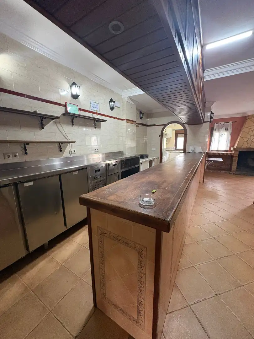 Cuina de Casa adosada en venda en Villamartín amb Aire condicionat, Calefacció i Terrassa
