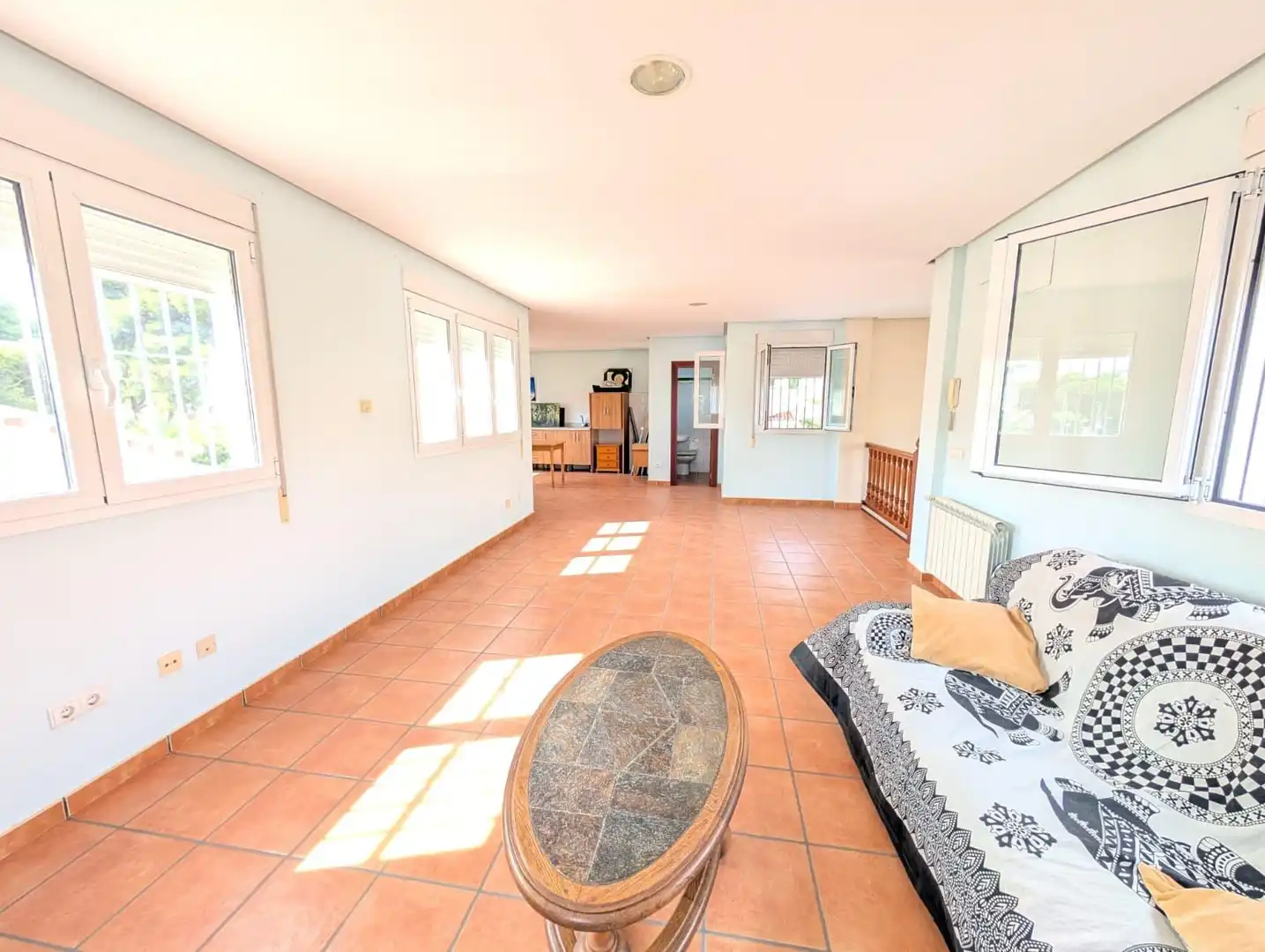 Wohnzimmer von Haus oder Chalet zum Verkauf in Gandia mit Heizung, Privatgarten und Terrasse