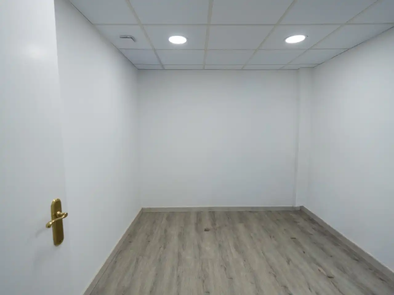 Local en venta en Zaragoza con Aire acondicionado, Calefacción y Parquet