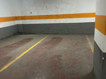Einzelparkplatz mit Aufzug zum Verkauf in Patraix