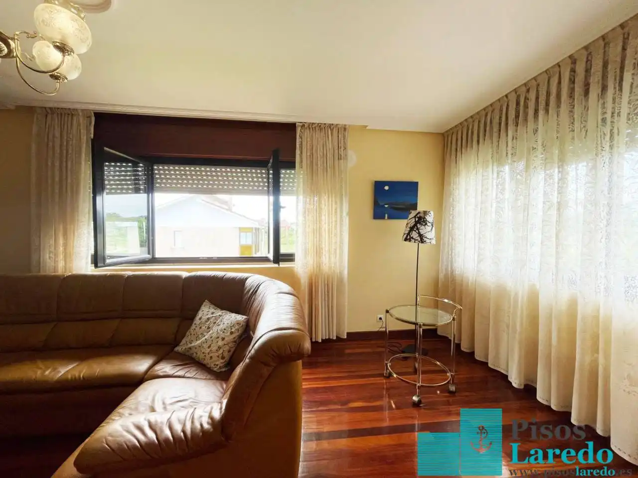 Living room of Houses for sale in Argoños   with Heating, Private garden and Parquet flooring