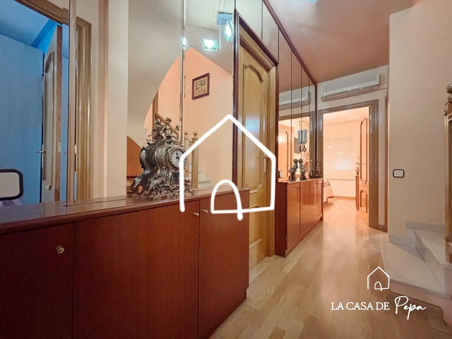 Casa adosada en venta en Viladecans con Aire acondicionado, Calefacción y Jardín privado