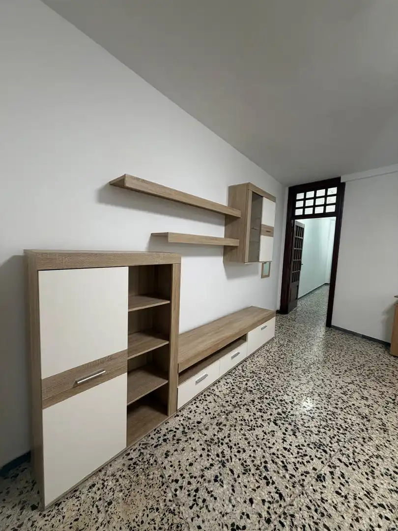 Sala d'estar de Pis en venda en San Cristóbal de la Laguna amb Moblat i Balcó