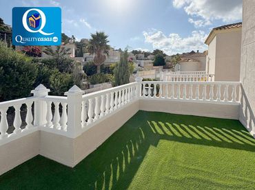 Chalet en venta en Torrevella