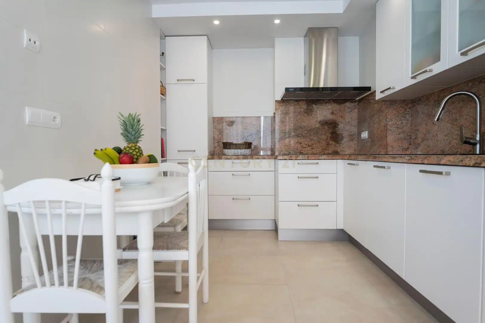 Apartamento en venta en Avinguda Pere Matutes Noguera, 16, Eivissa, Spain, 16, Ses Figueretes - Platja d'en Bossa - Cas Serres