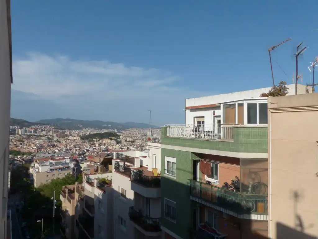Außenansicht von Dachboden zum Verkauf in Barcelona