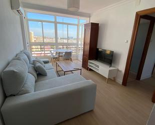 Living room of Flat to rent in  Sevilla Capital  with Air Conditioner and Balcony