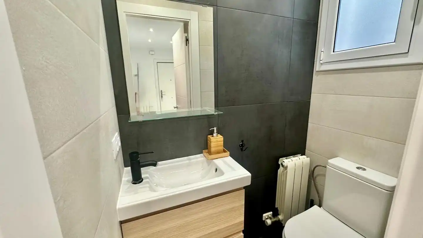 Apartamento en venta en El Poal
