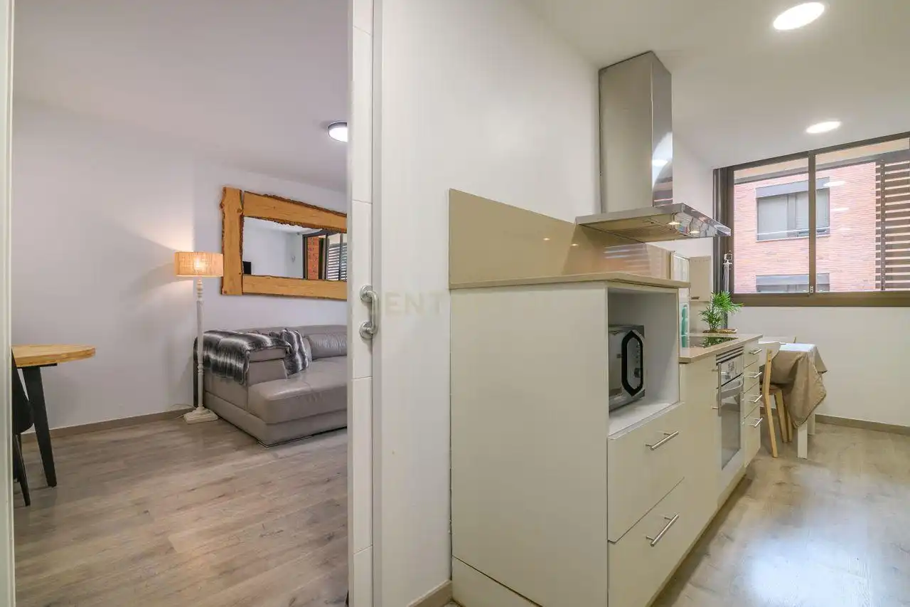 Cocina de Apartamento en venta en Molins de Rei con Aire acondicionado, Trastero y Balcón