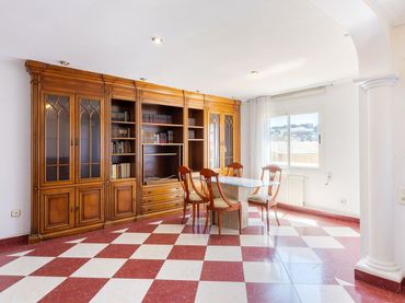 Piso con ascensor en venta en Carrer de Torres Torres