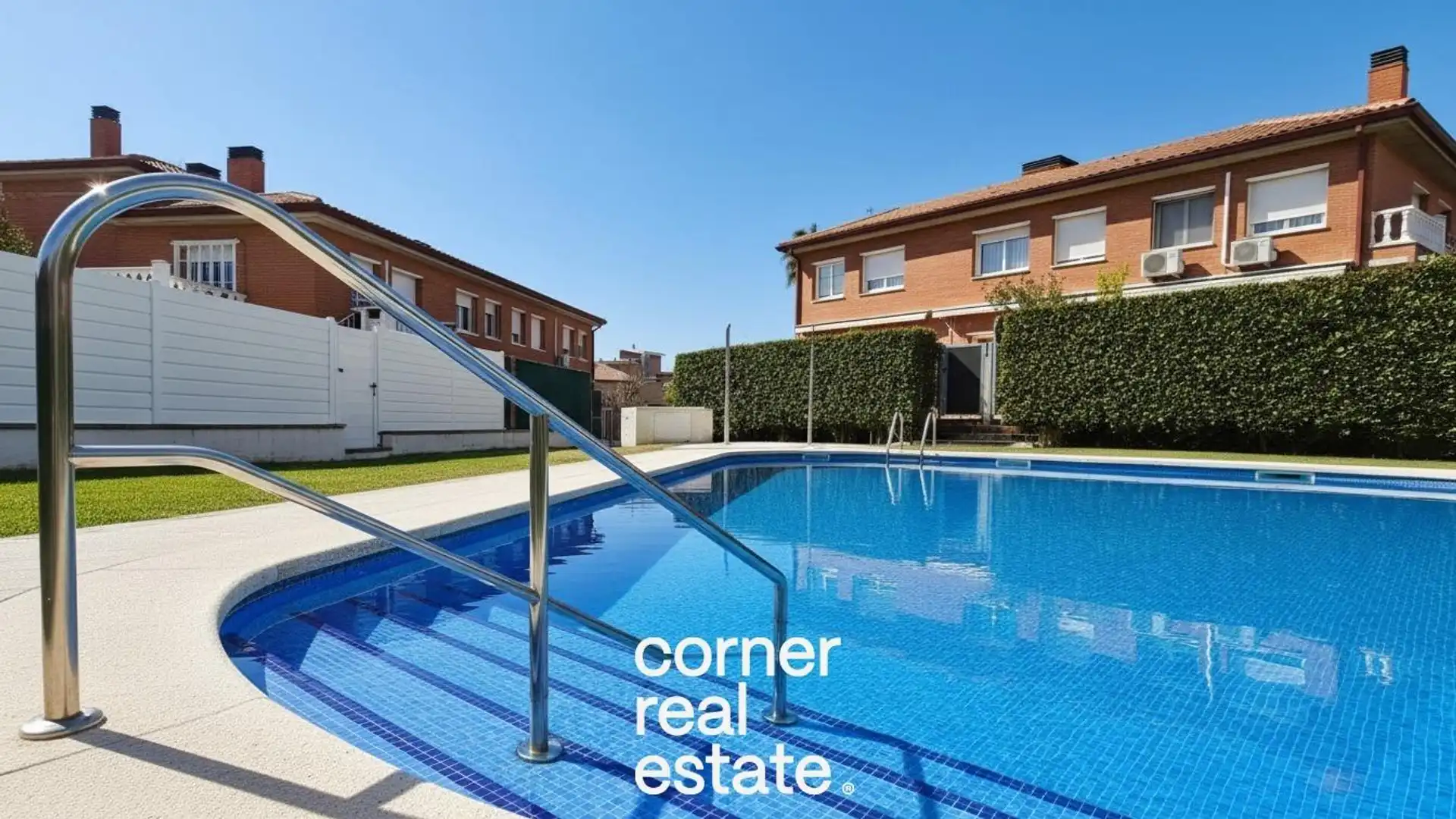 Vista exterior de Casa adosada en venta en Masquefa con Aire acondicionado, Calefacción y Jardín privado