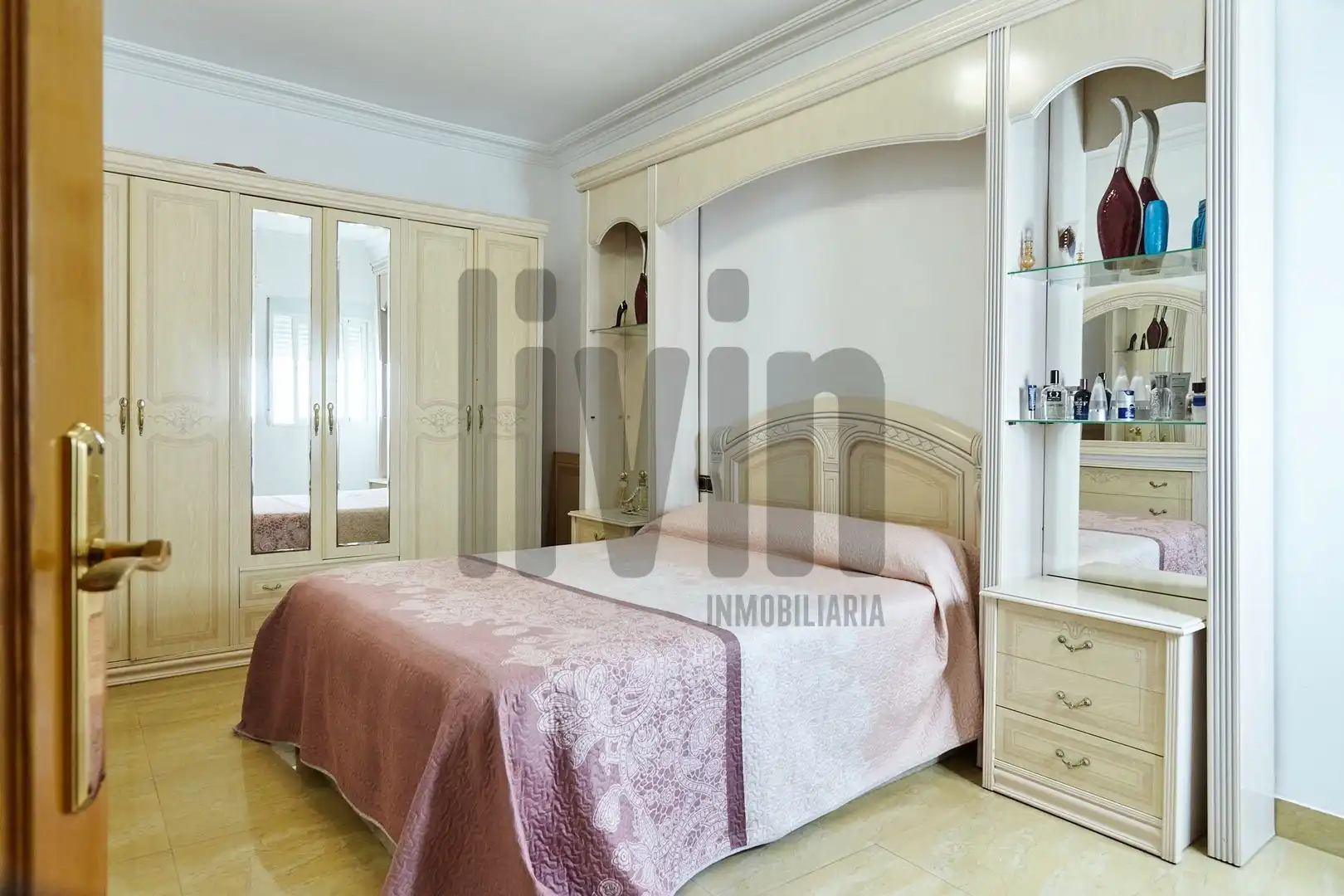 Dormitori de Casa o xalet en venda en Jaén amb Aire condicionat, Calefacció i Terrassa
