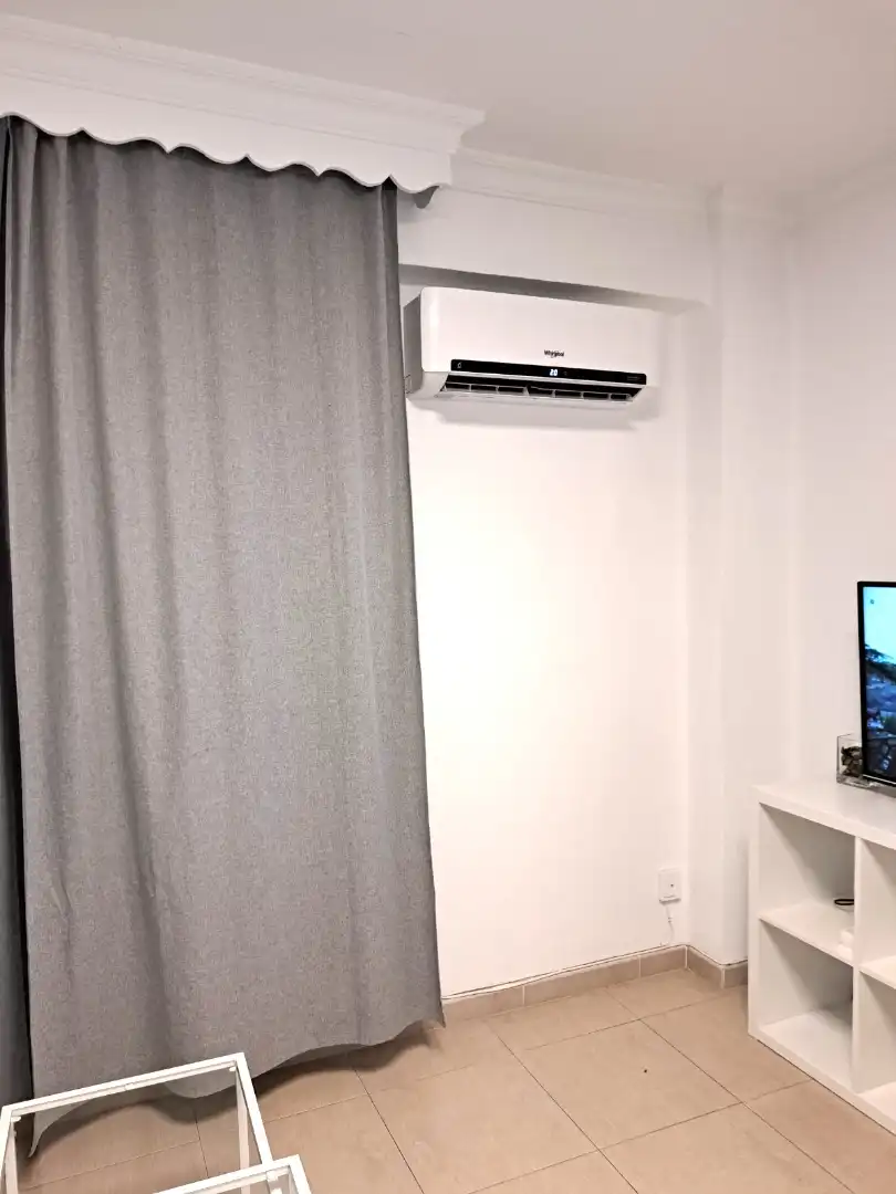 Habitación de Piso en venta en Málaga con Aire acondicionado, Terraza y Amueblado